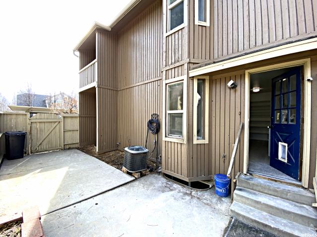541 E Cobblestone Dr, Midvale, UT 84047 — photo 3