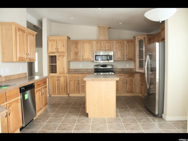 567 E 2680 S, Vernal, UT 84078 — photo 5