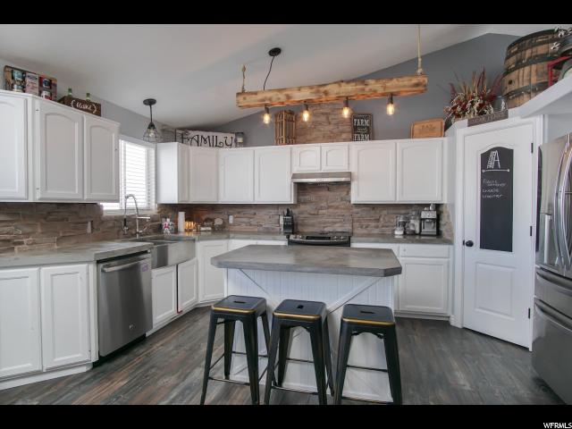 1622 N 2340 W, Clinton, UT 84015 — photo 7