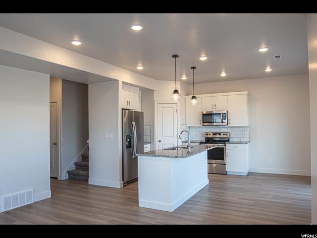 446 S 1440 E, Hyrum, UT 84319 — photo 10