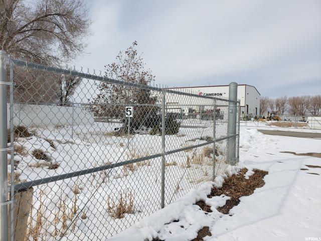 562 E 300 S, Vernal, UT 84078 — photo 8