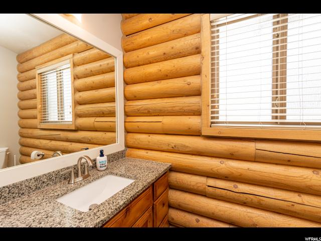 2104 E 6650 S, Uintah, UT 84405 — photo 11