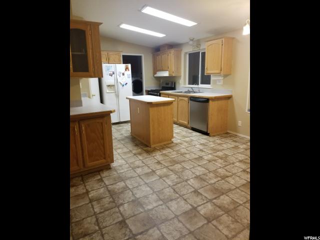 427 S 200 E, Hyrum, UT 84319 — photo 3