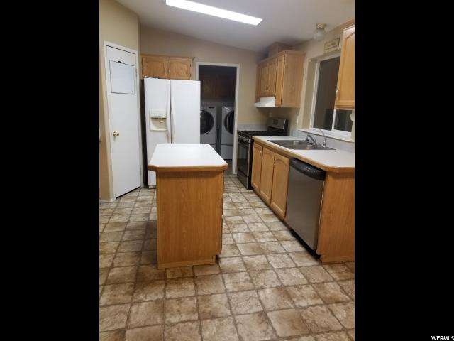 427 S 200 E, Hyrum, UT 84319 — photo 4