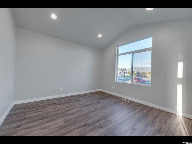 1267 N 2560 W, Clinton, UT 84015 — photo 10