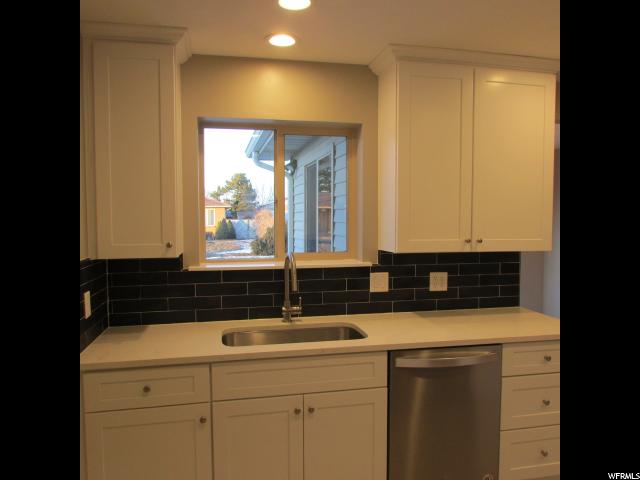 366 E 6990 S, Midvale, UT 84047 — photo 8