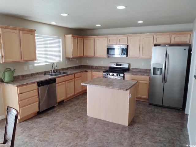 2348 E Summit Way S, Eagle Mountain, UT 84005 — photo 2
