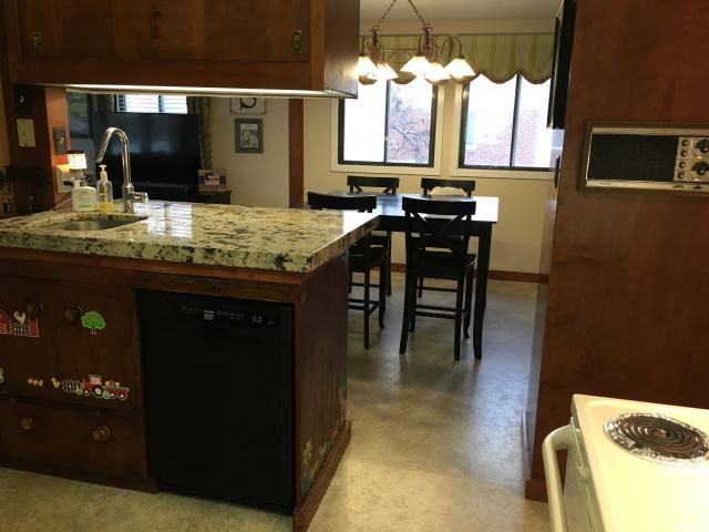 256 E 4300 S, Ogden, UT 84405 — photo 3