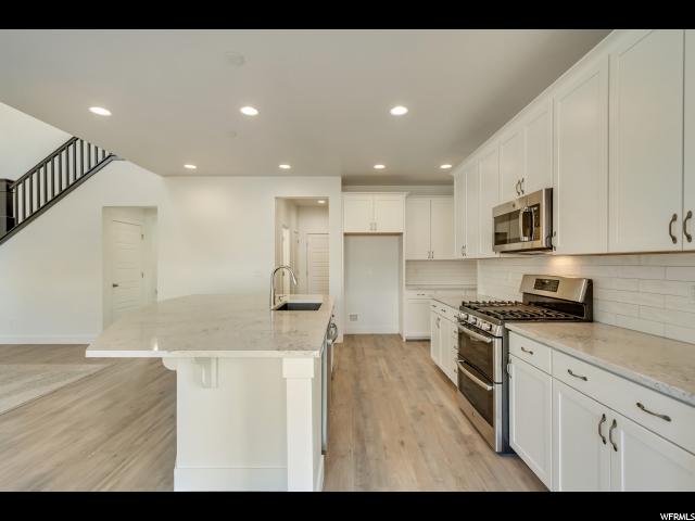 694 N 3275 W #201, Layton, UT 84041 — photo 7