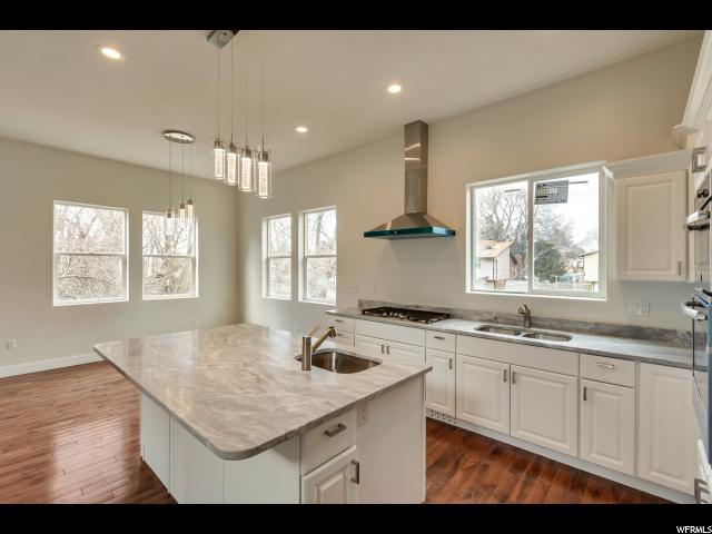 973 E 250 S, Layton, UT 84041 — photo 10