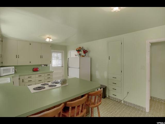 665 S 400 W, Centerville, UT 84014 — photo 8