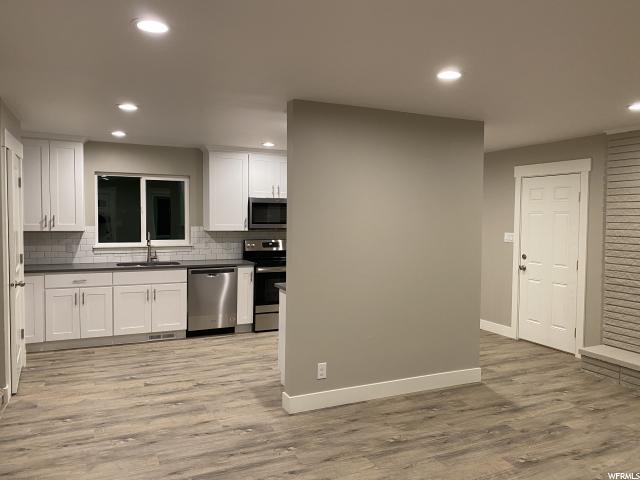 363 E Mountain View Dr, Sandy, UT 84070 — photo 3