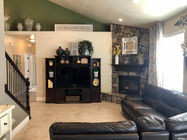 712 E Center St, Mona, UT 84645 — photo 7