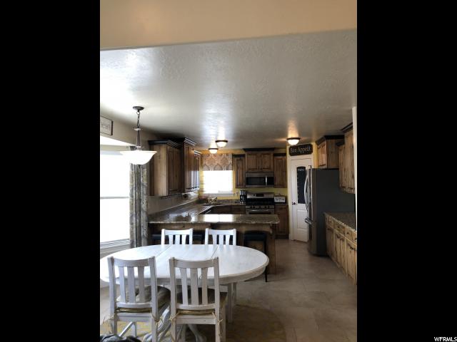 712 E Center St, Mona, UT 84645 — photo 9
