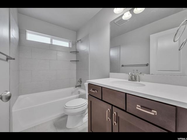 1267 N 2560 W, Clinton, UT 84015 — photo 8