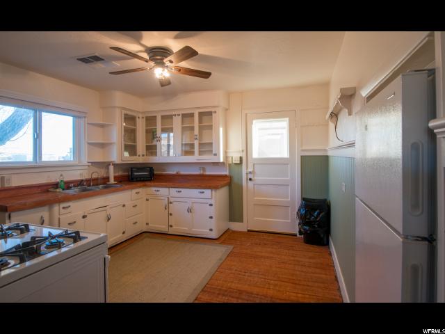 25 S 200 E, Escalante, UT 84726 — photo 10