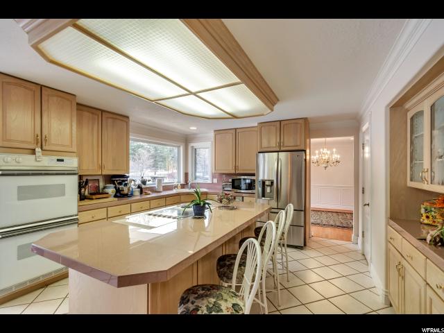 2983 E Robidoux Rd, Sandy, UT 84093 — photo 11