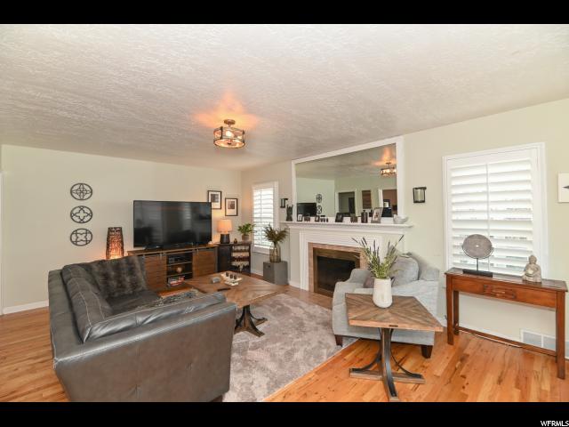 652 E Locust St, Sandy, UT 84070 — photo 2