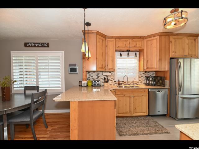 652 E Locust St, Sandy, UT 84070 — photo 9