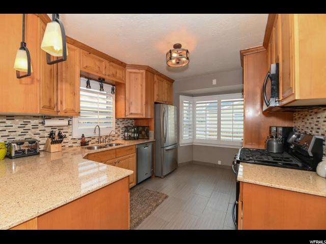 652 E Locust St, Sandy, UT 84070 — photo 6
