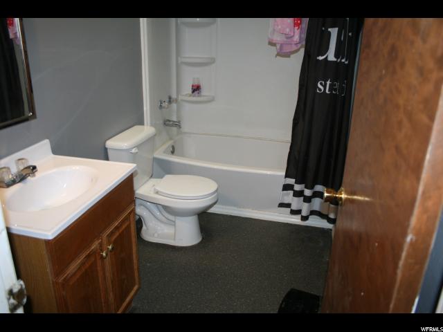 36 N 200 E, Moroni, UT 84646 — photo 6