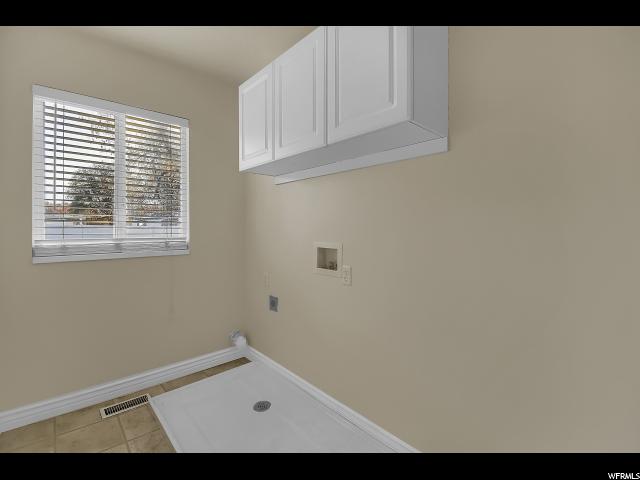 652 E Clearwater Dr, Layton, UT 84041 — photo 11
