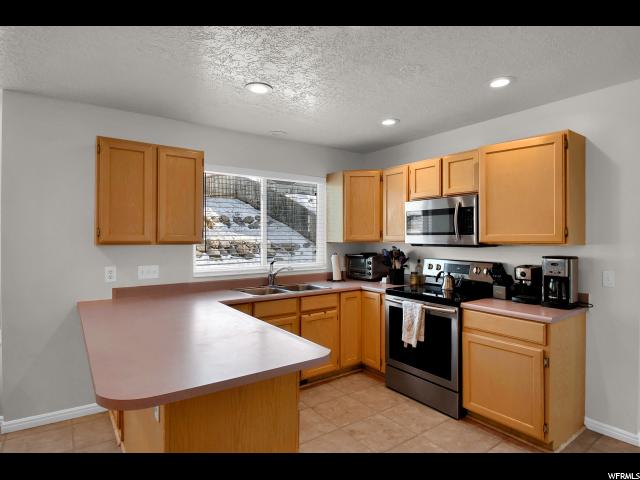2248 E 3100 N, Layton, UT 84040 — photo 4