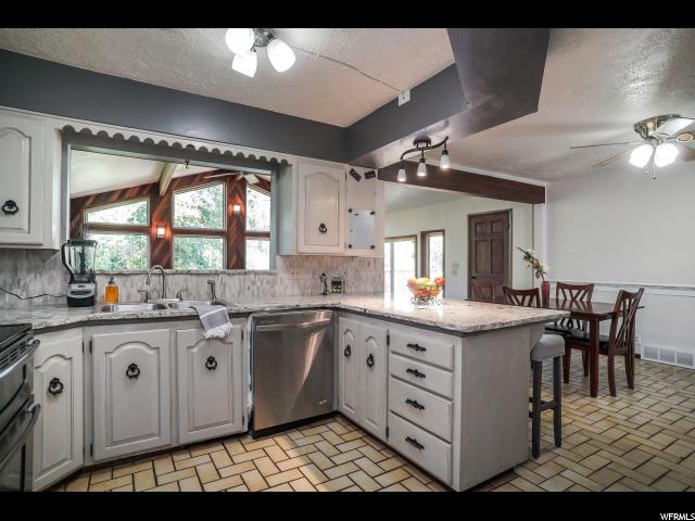 279 E 700 N, Kaysville, UT 84037 — photo 12