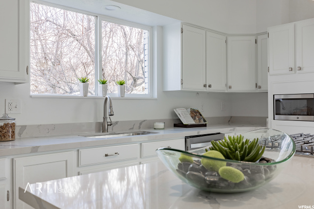 397 N 300 E, Bountiful, UT 84010 — photo 8