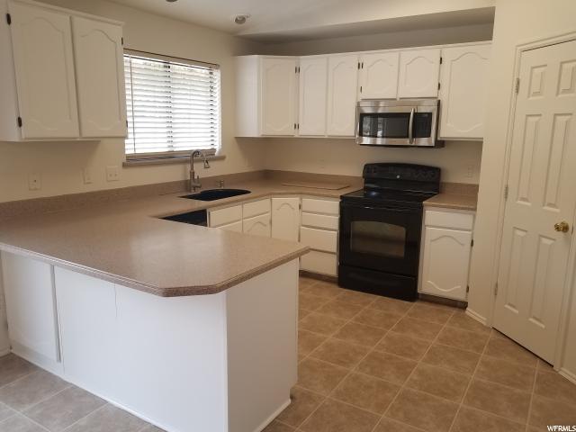 382 E 3350 N, North Ogden, UT 84414 — photo 3