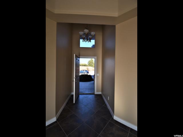 216 S 2490 E, St. George, UT 84790 — photo 3