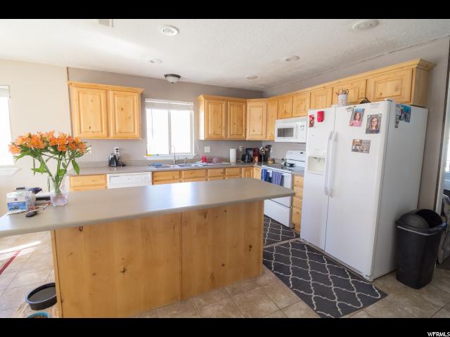 608 E 650 N, Vernal, UT 84078 — photo 9