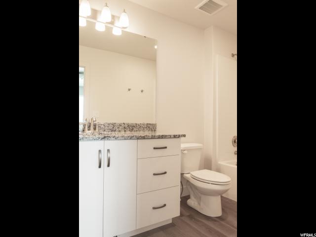 339 S 1580 E, Hyrum, UT 84319 — photo 6