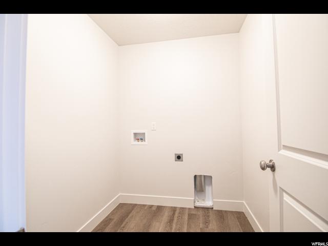 339 S 1580 E, Hyrum, UT 84319 — photo 8