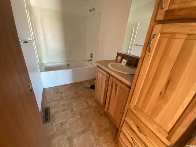 159 E 3000 N, Roosevelt, UT 84066 — photo 9