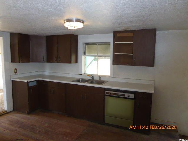 595 E 500 S, Price, UT 84501 — photo 9