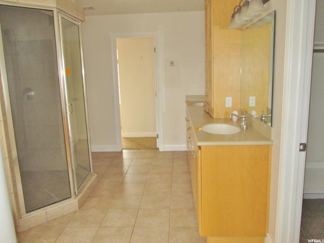 635 S Mackenzie St, Naples, UT 84078 — photo 9