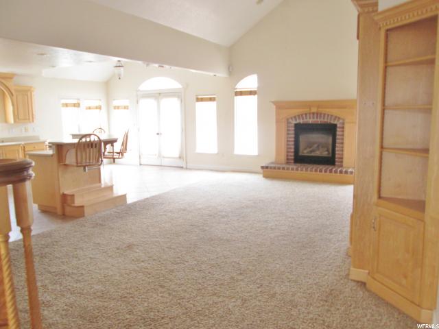 635 S Mackenzie St, Naples, UT 84078 — photo 6