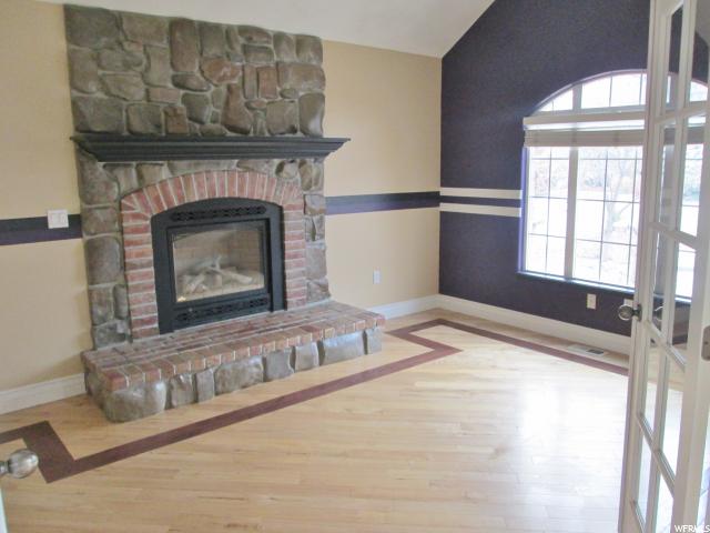 635 S Mackenzie St, Naples, UT 84078 — photo 3