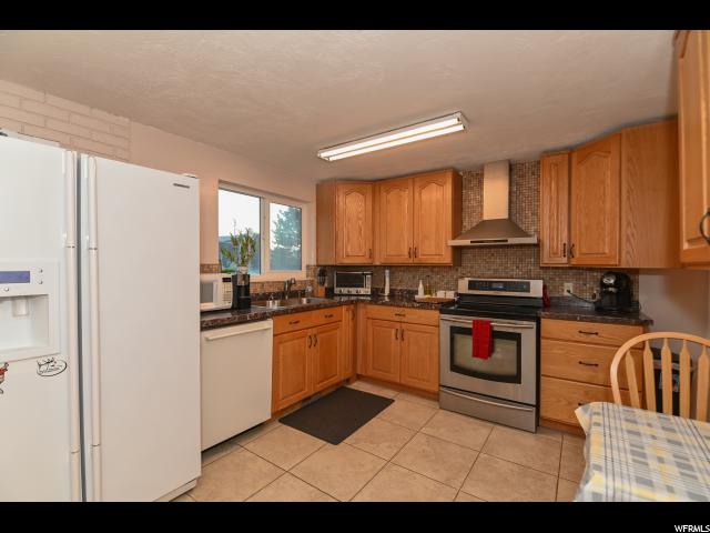 1114 E Cedar Ridge Rd, Sandy, UT 84094 — photo 9