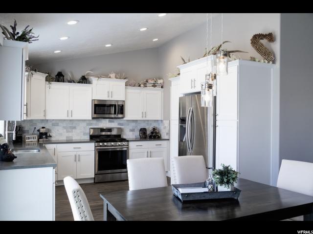 1969 S Bluff Rd, Syracuse, UT 84075 — photo 2