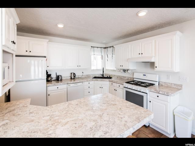 905 E Main St, Wellsville, UT 84339 — photo 4