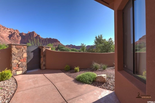 590 E Ridgecrest Cir, Ivins, UT 84738 — photo 2
