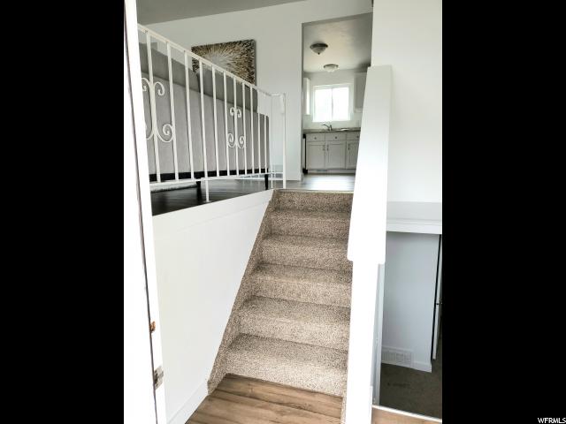 990 E Violet Dr, Sandy, UT 84094 — photo 4