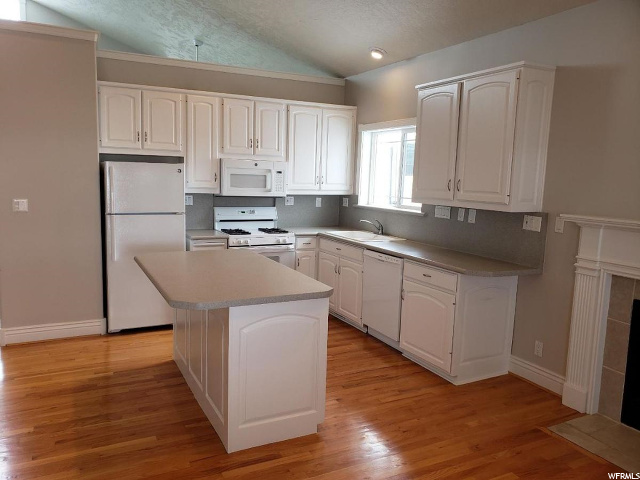 9736 S Flint Dr E, Sandy, UT 84094 — photo 5