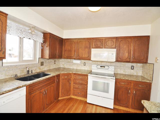 978 E 780 N, Layton, UT 84040 — photo 11