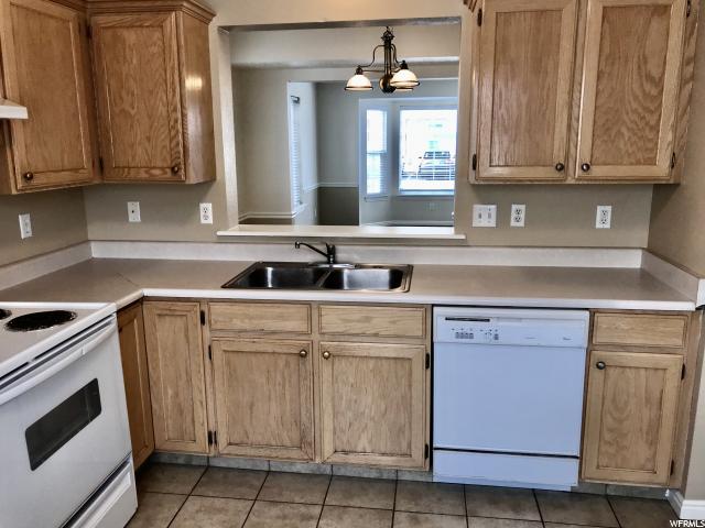 1071 S 810 E, Provo, UT 84606 — photo 9
