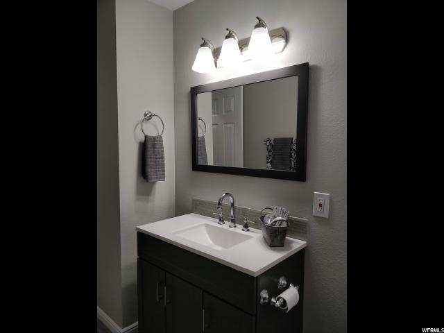 936 S 350 W, Bountiful, UT 84010 — photo 8
