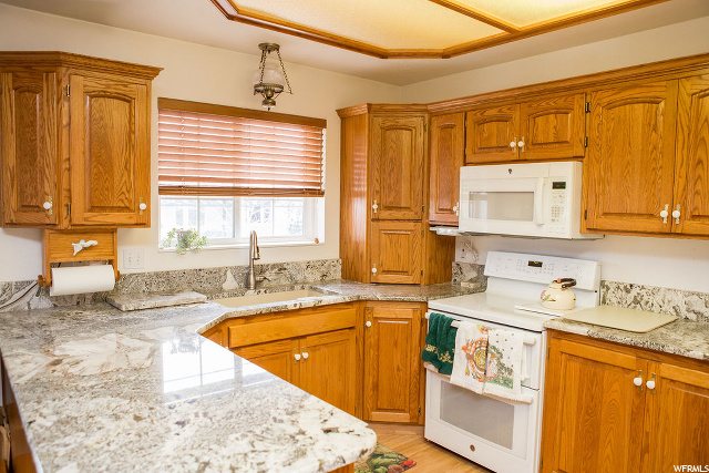 656 E 2120 N, North Logan, UT 84341 — photo 4