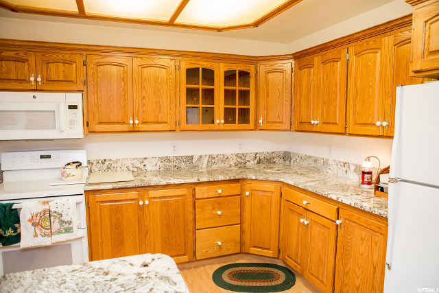 656 E 2120 N, North Logan, UT 84341 — photo 5